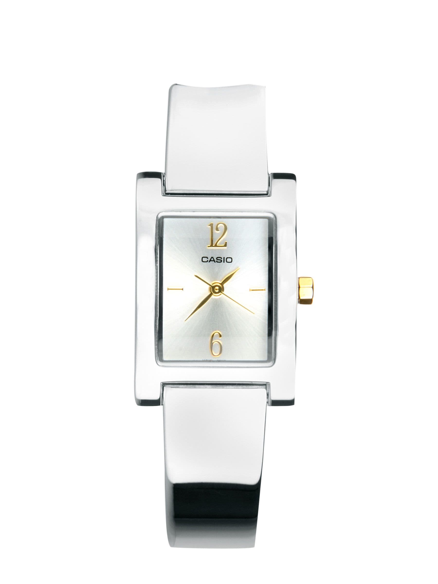 CASIO ENTICER Women Steel-Toned Analogue Watch A446 