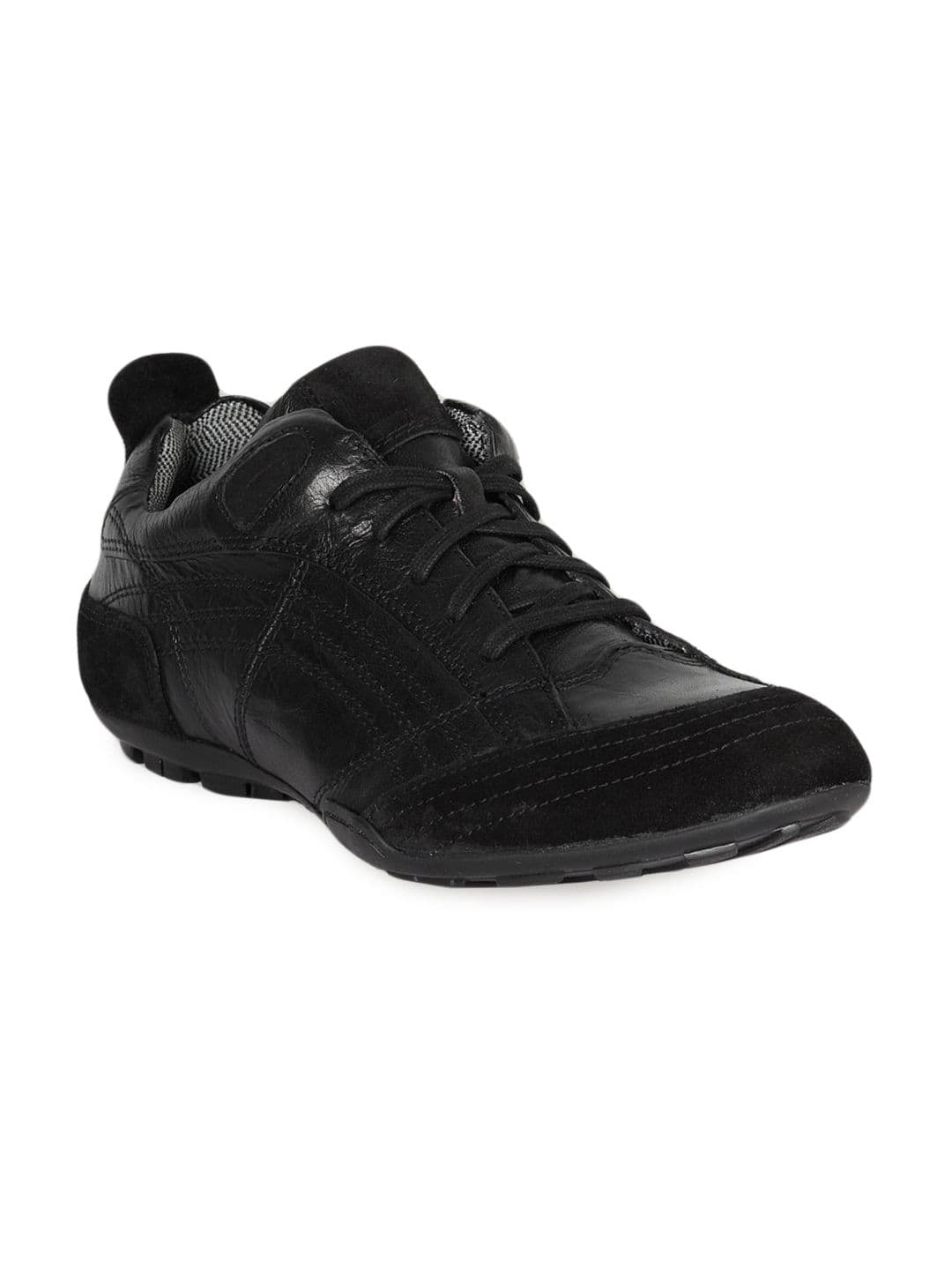 Red Tape Men's Black casual Shoe
