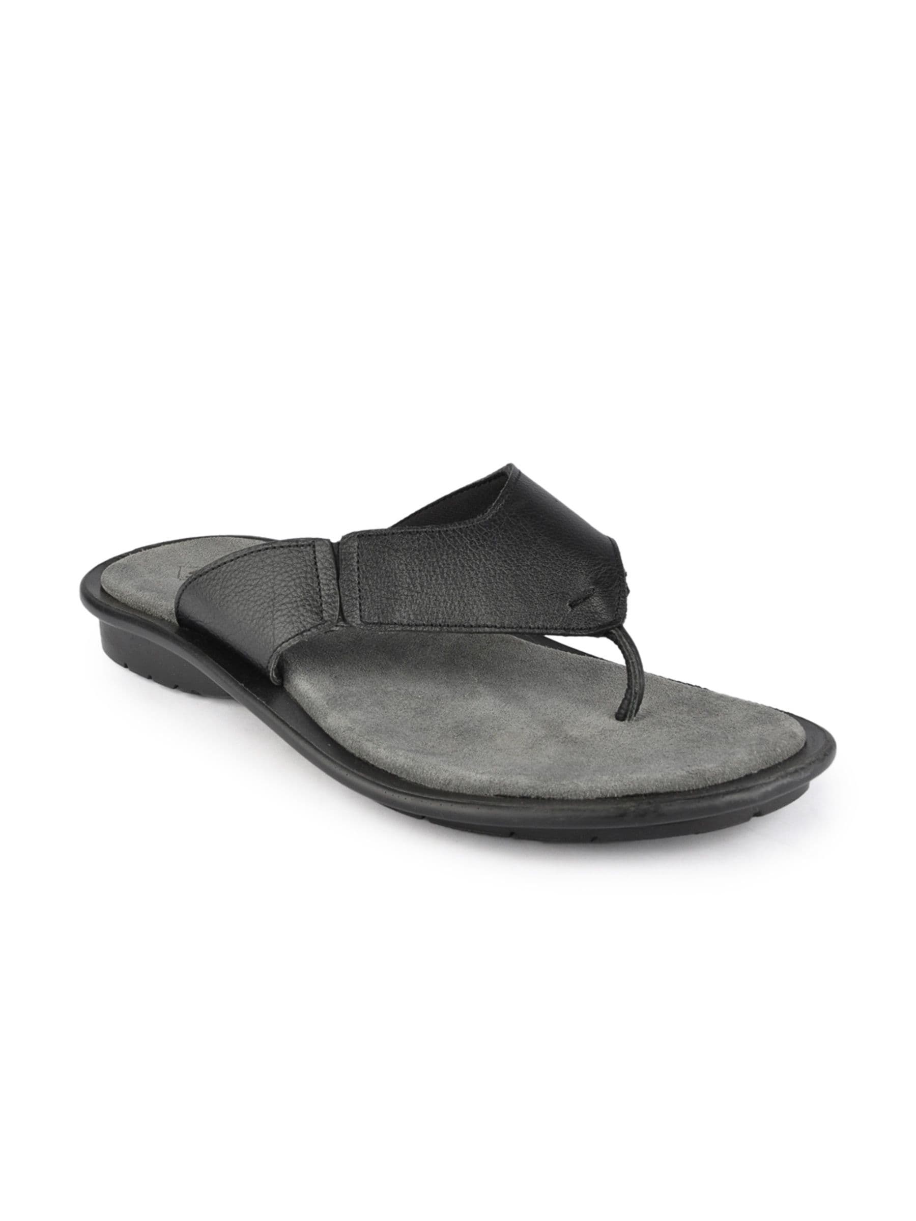 Ganuchi Men Black Sandal