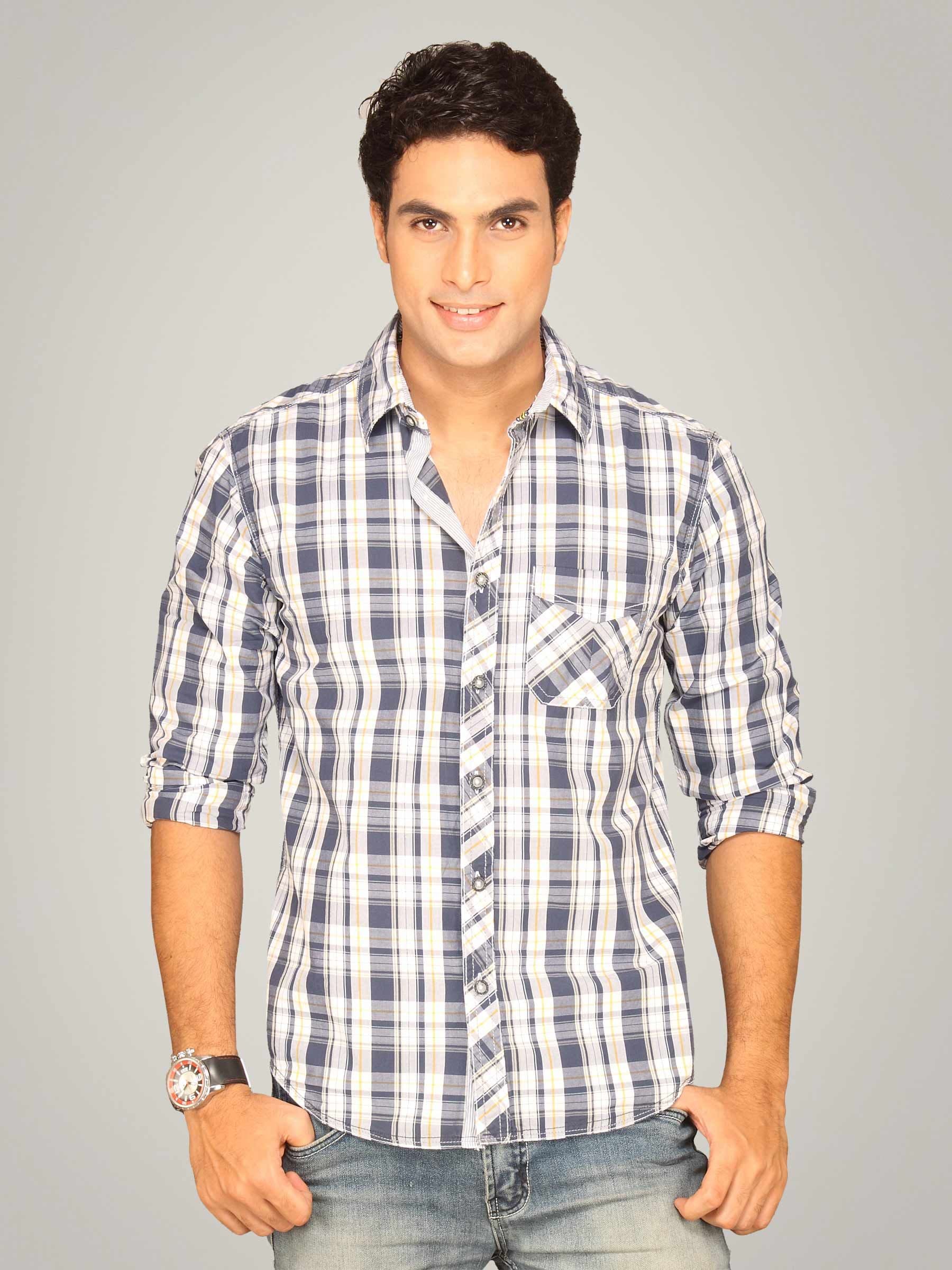 Highlander Men Grey Blue Black Checked Shirt