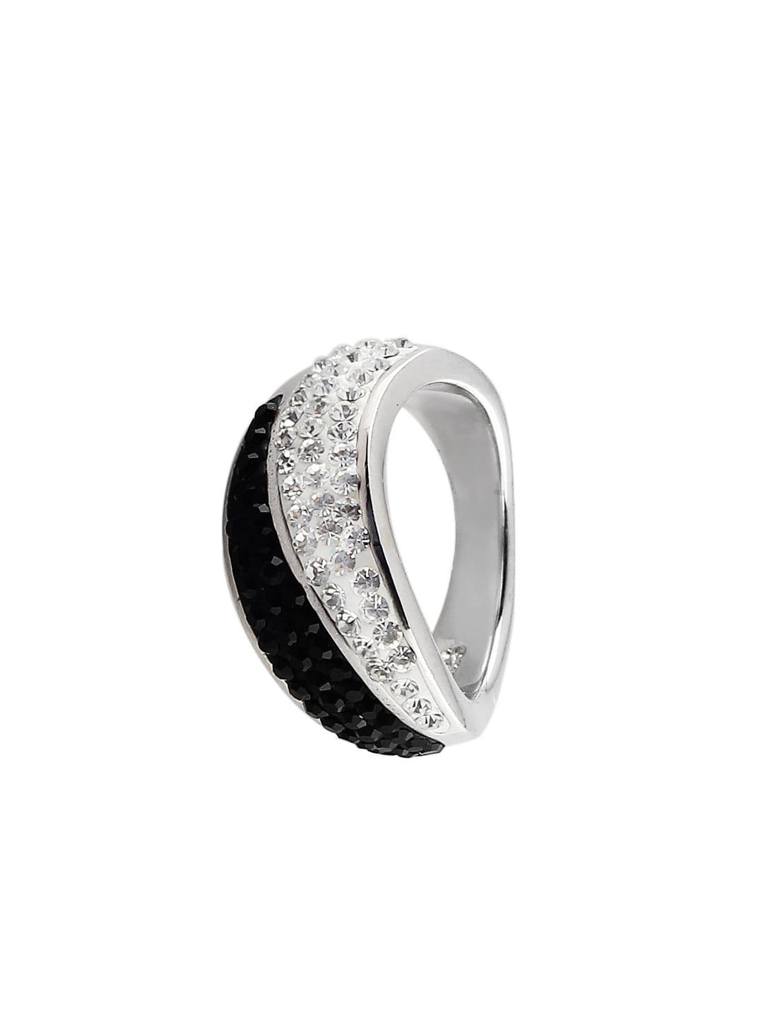 Lucera Silver Ring